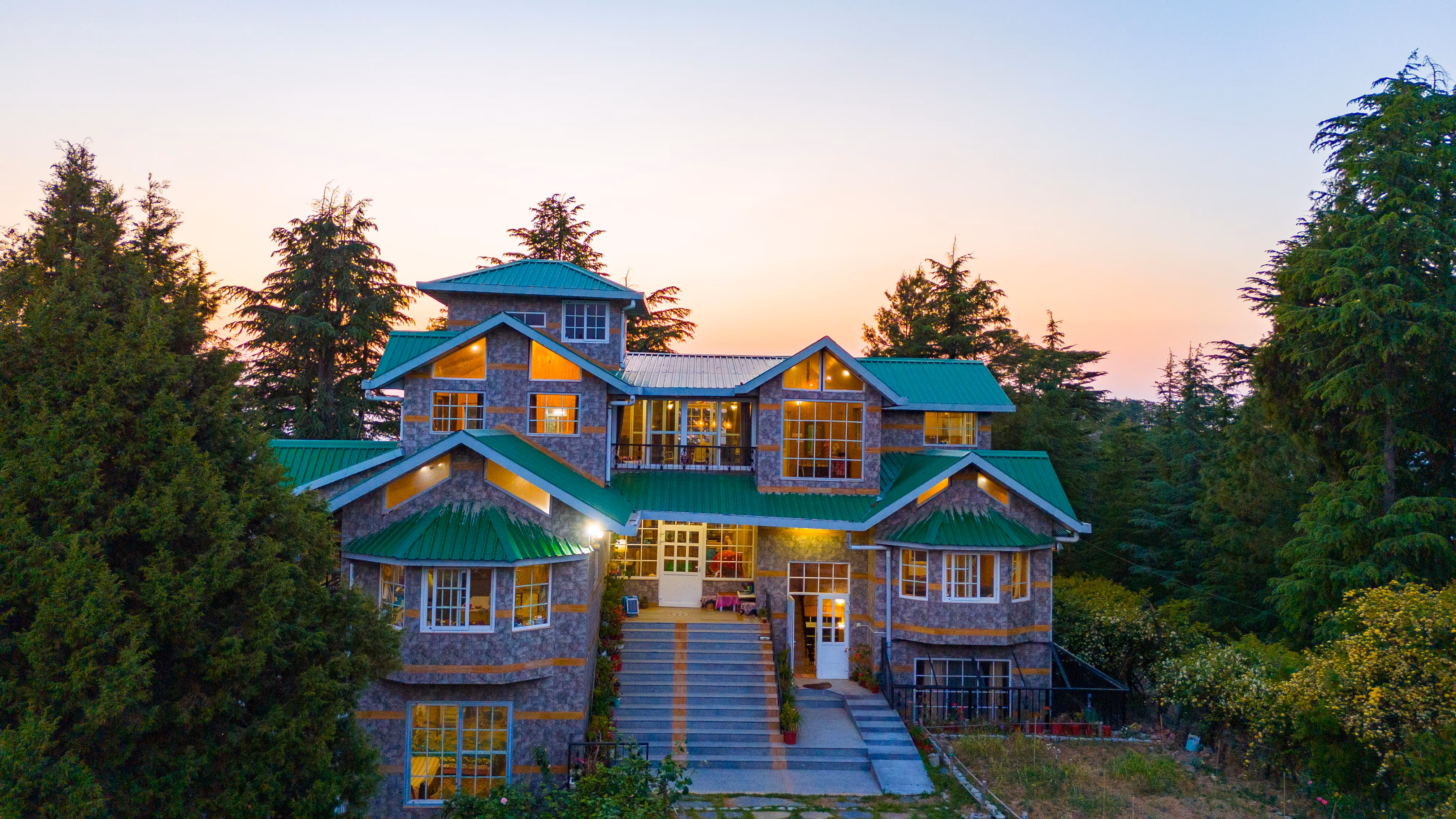 Clemora Estate - luxury villas in kasauli for sale